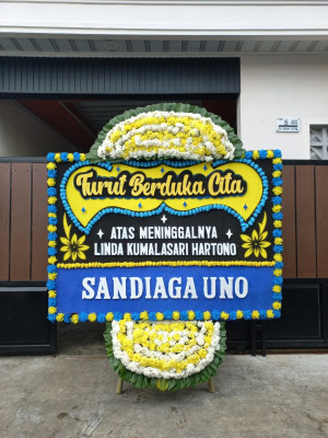 Papan Bunga Duka di Palabuhanratu