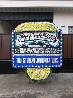 Papan Bunga Duka di Palabuhanratu